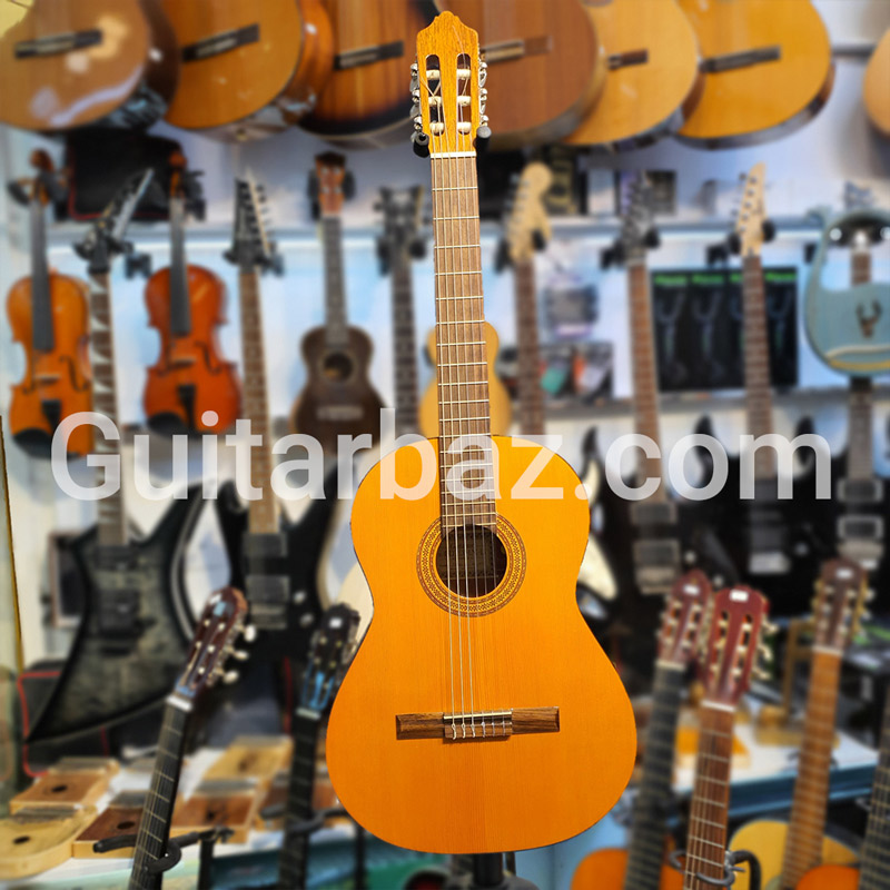 گیتار اسپانیایی کمپانی الزهر Artesanas مدل timoe