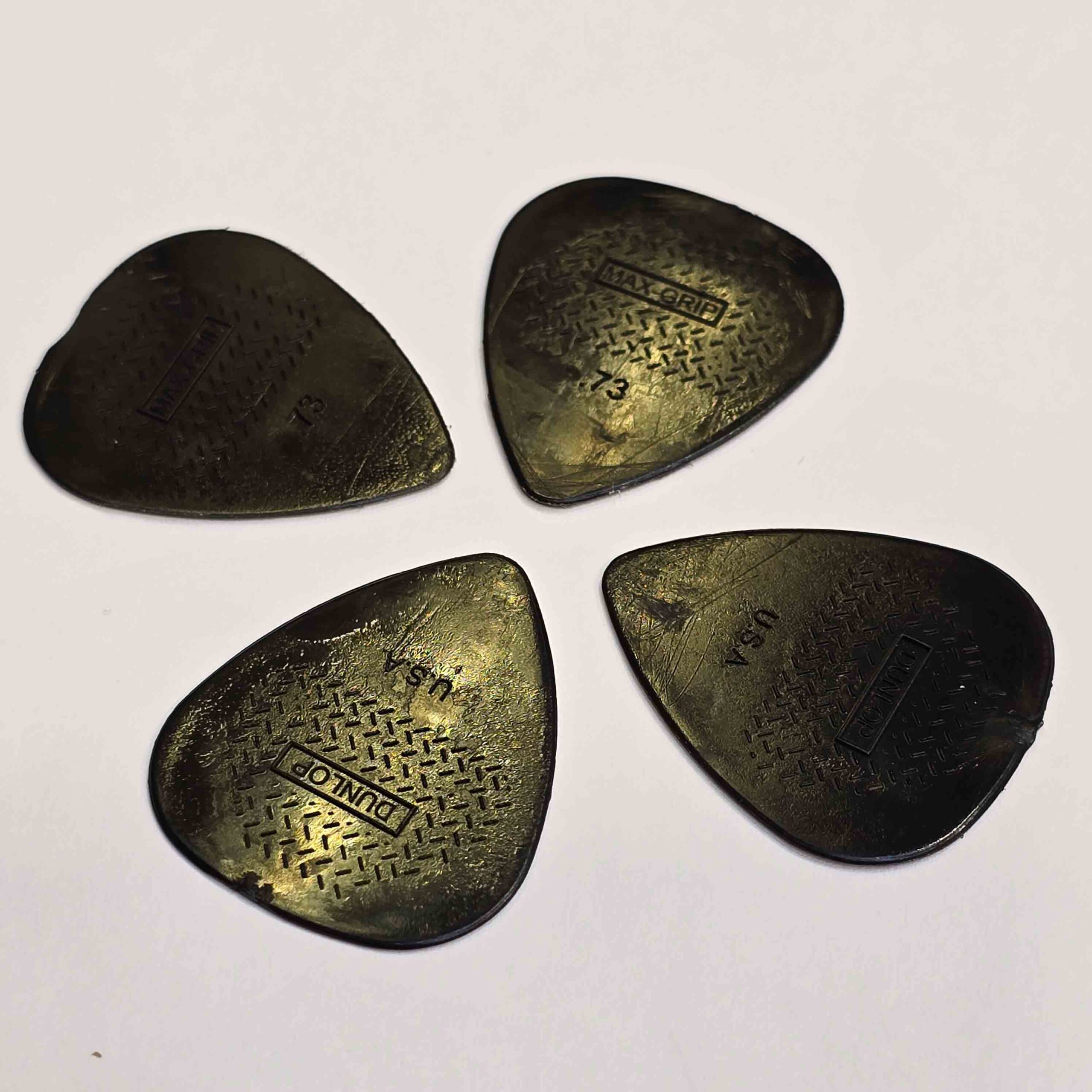 پیک گیتار چهارتایی D